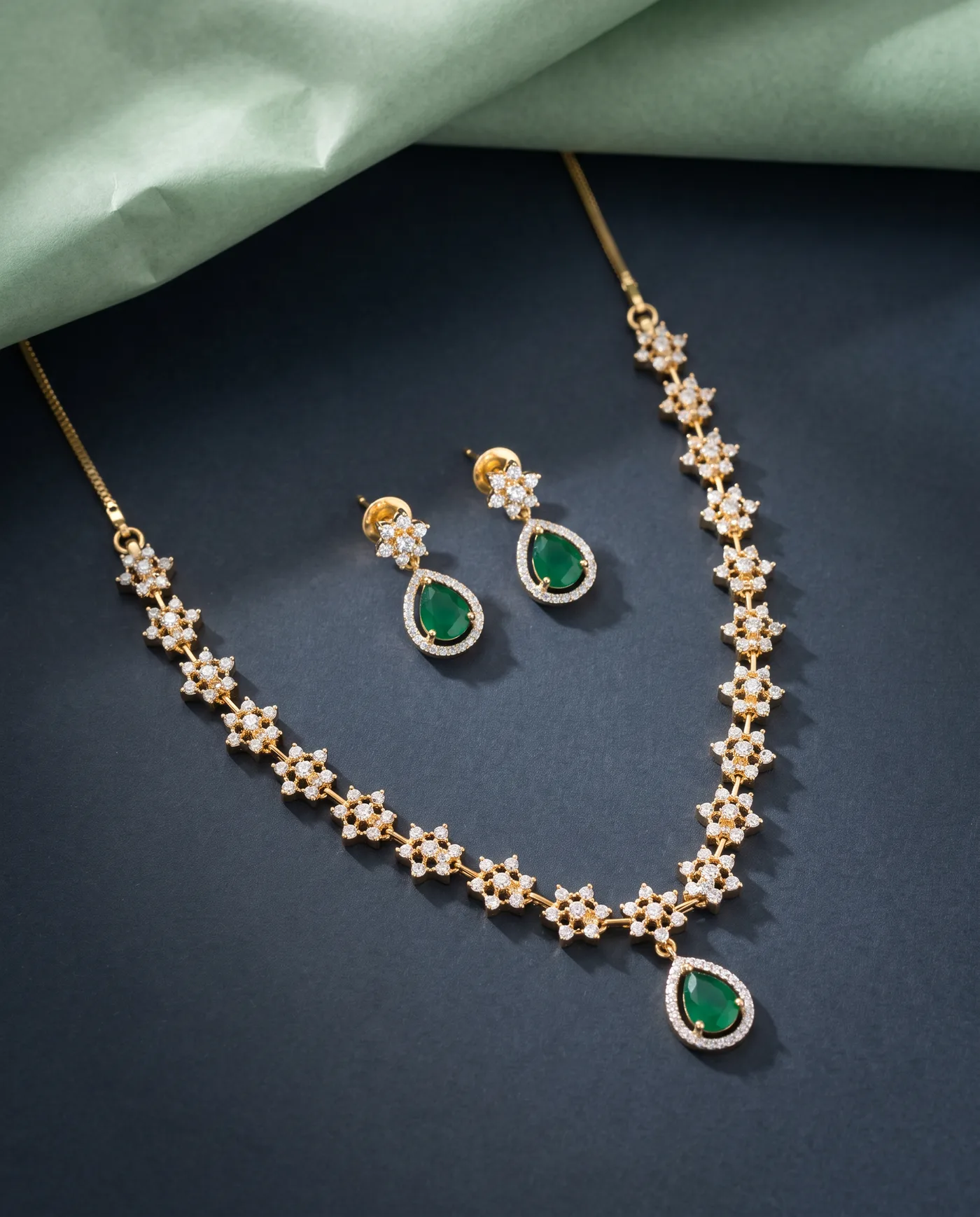 Emerald Starlight Set: Necklace and earrings, AD stars, emerald-green drop